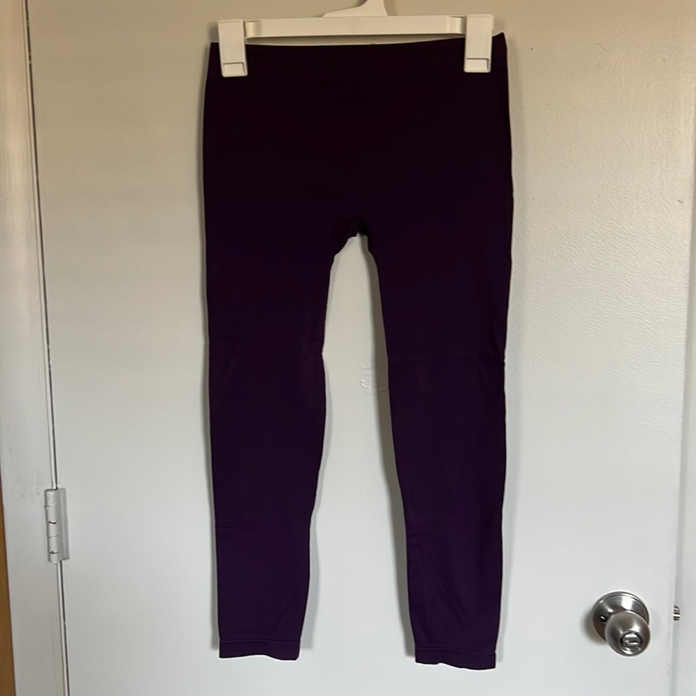 Purple capri leggings medium
